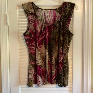 Dressbarn Shirt With Gold Accents.